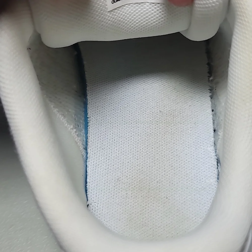 Adidas baseline AW4299 mens sz5 white with black stripes